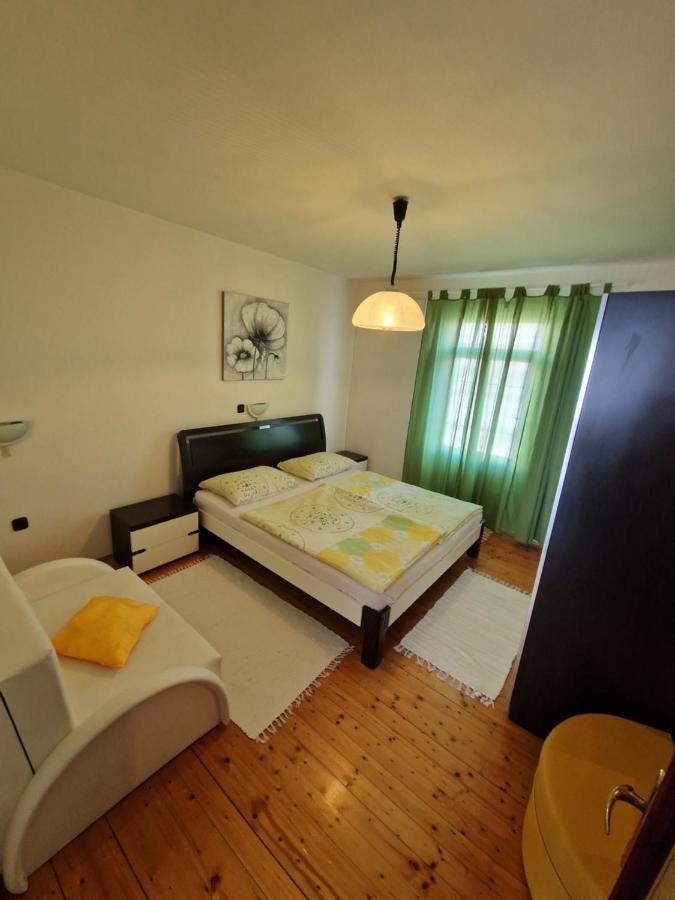 Villa Cvetic Selce Bagian luar foto